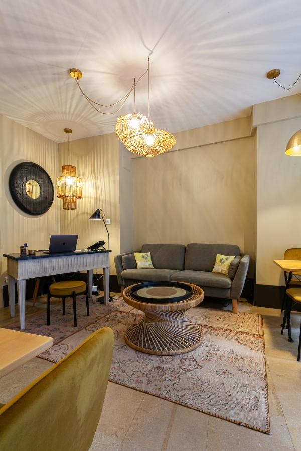 Hotel Du Commerce Cluny Bagian luar foto